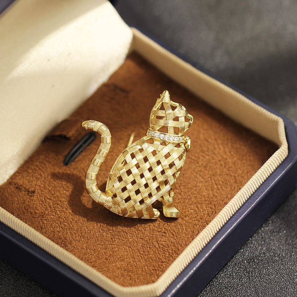 Brooch Pin Gold - Design Sense Compilation Altın Kedi Yavrusu
